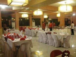 The Royal Coast Tourist Inn ปางเลา ภายนอก รูปภาพ